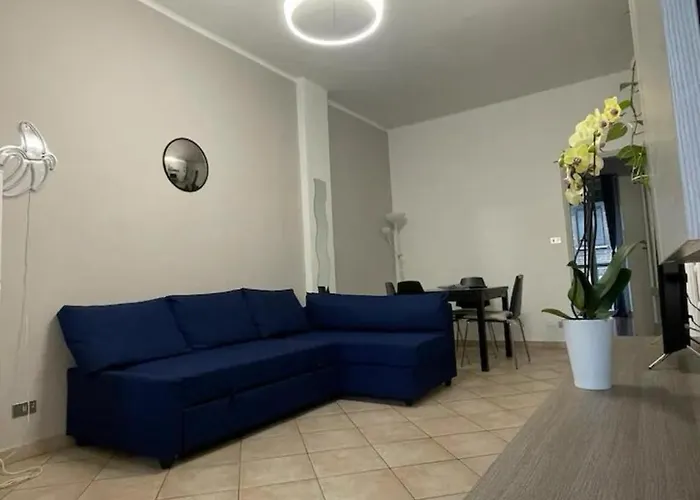 Casa Stile Spagnolo In Centro アパート ラ・スペツィア